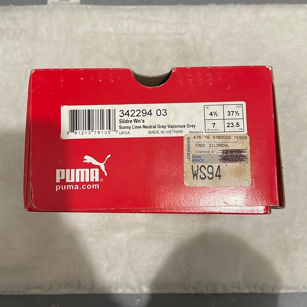 Sneakers